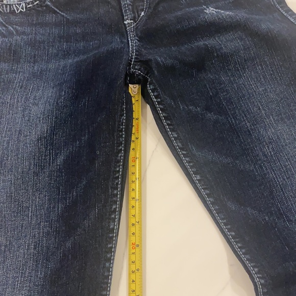 Silver Jeans Co. Tuesday Low Rise Boot Cut Jean - Picture 7 of 11